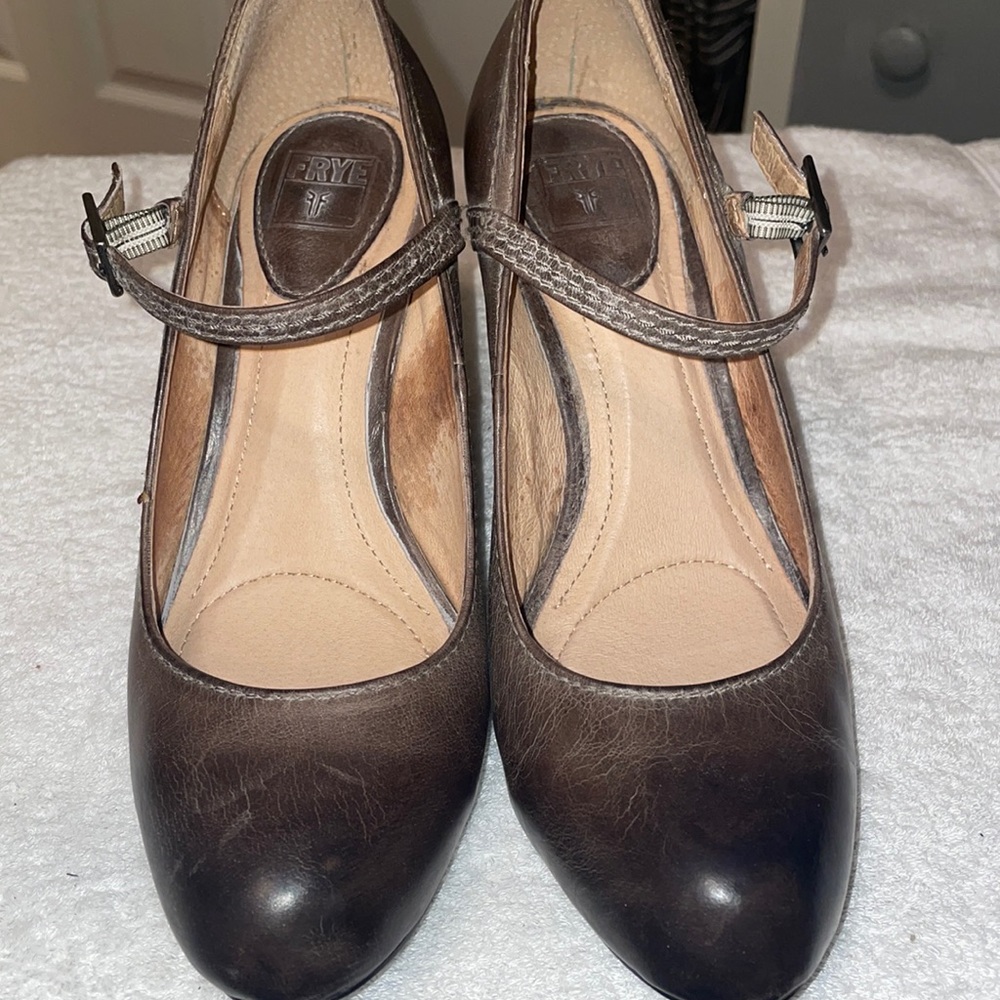 FRYE amazing mary jane heels - Picture 2 of 6